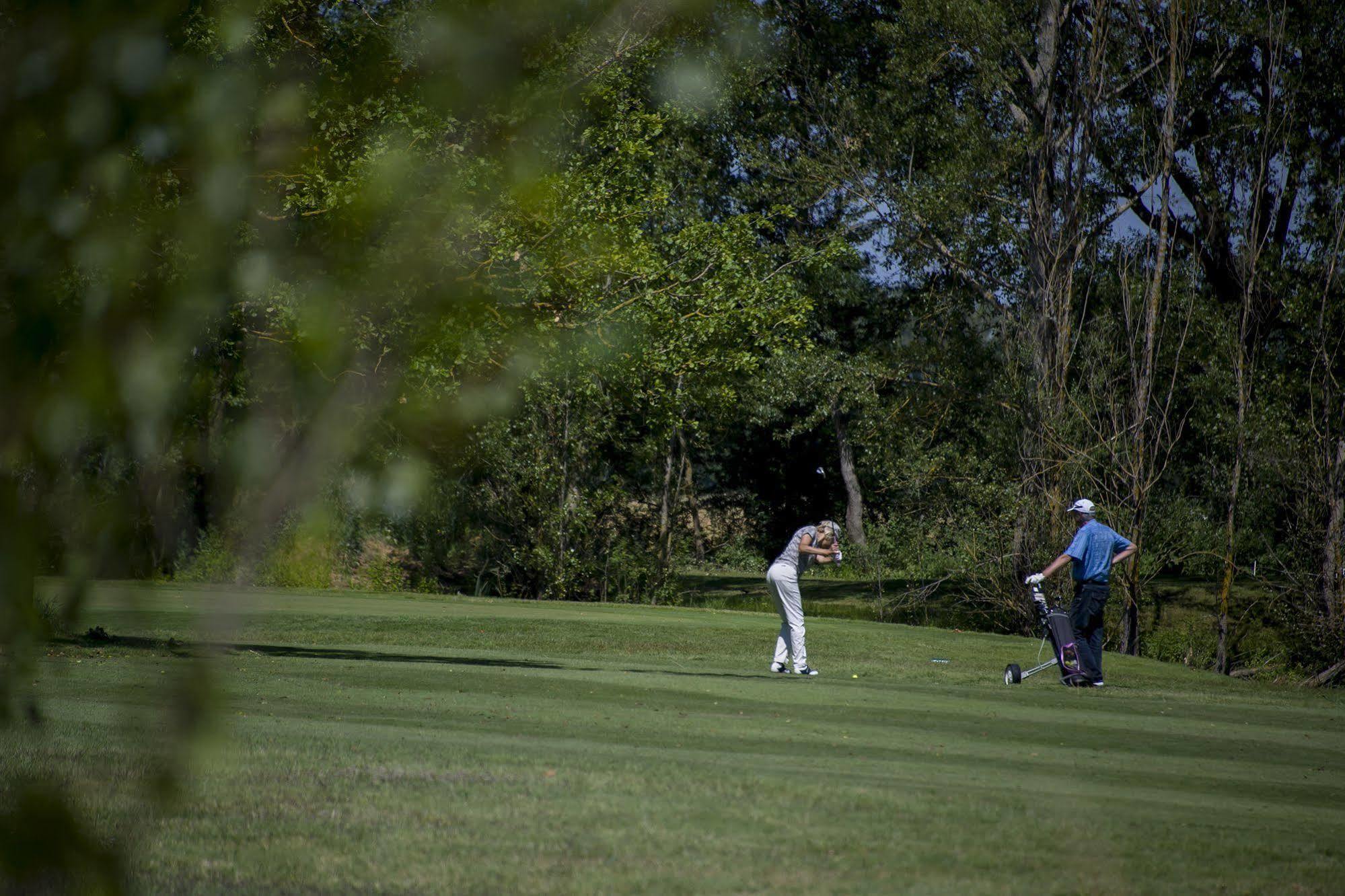 Vacancéole - Domaine du Green Rivières Buitenkant foto